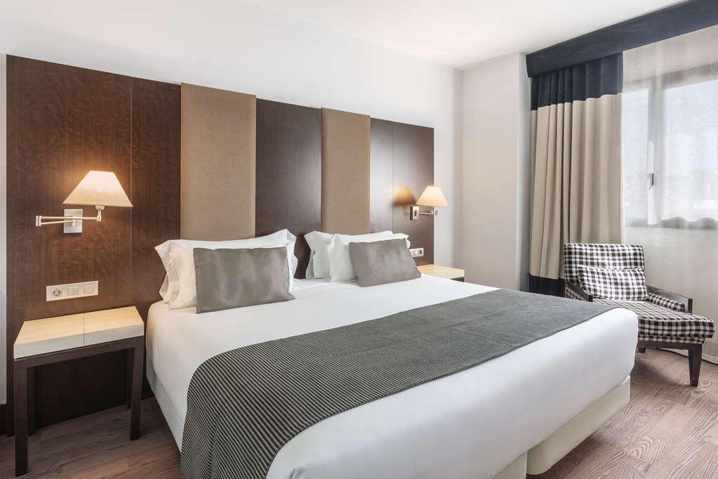 Hotel Catalonia El Retiro Madrid Zimmer foto
