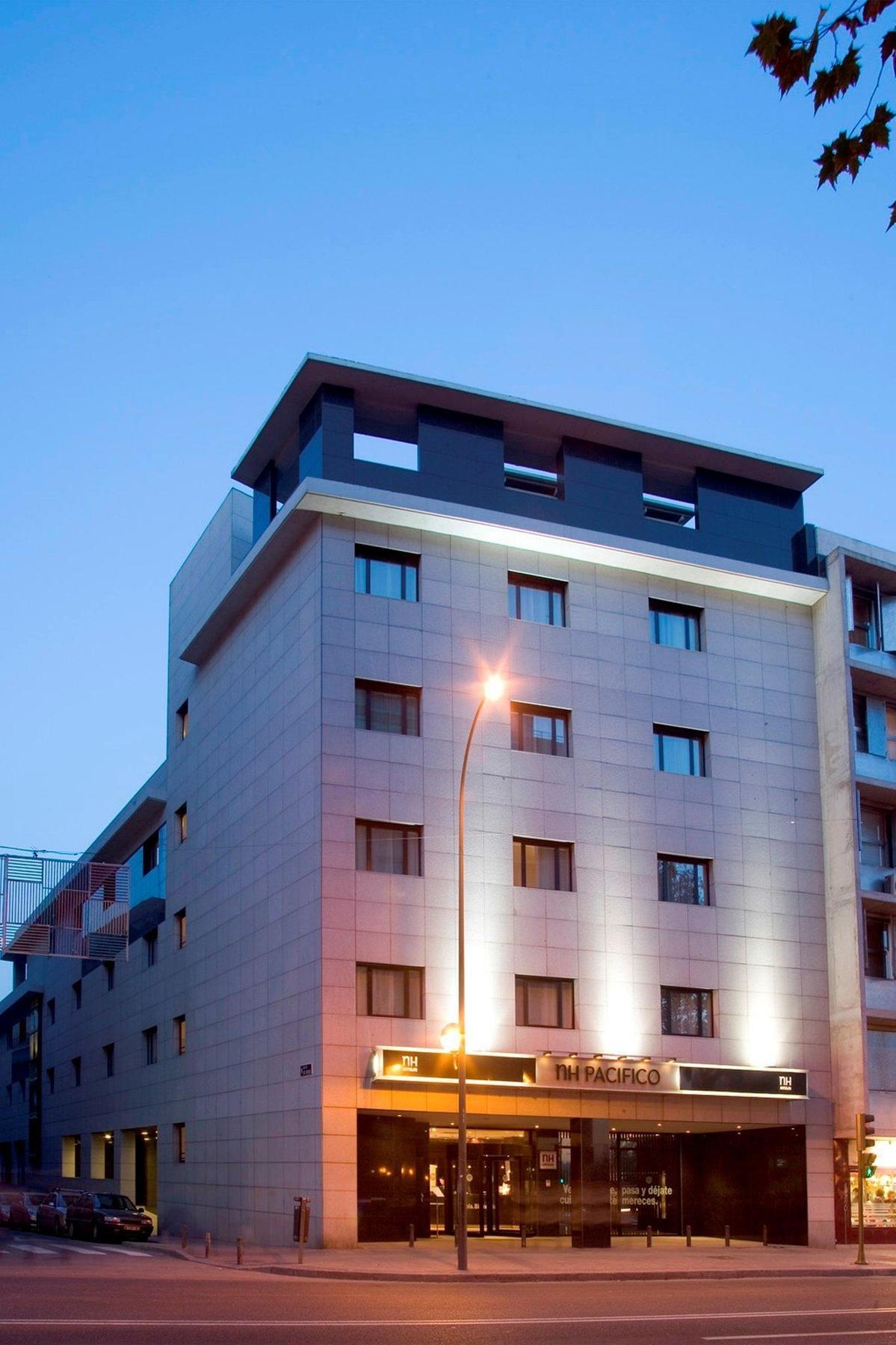 Hotel Catalonia El Retiro Madrid Exterior foto